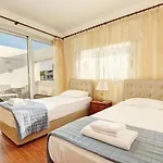Seafront Apartament