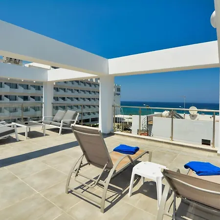 Seafront Apartmán Protaras