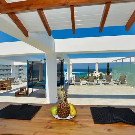 Seafront Apartament