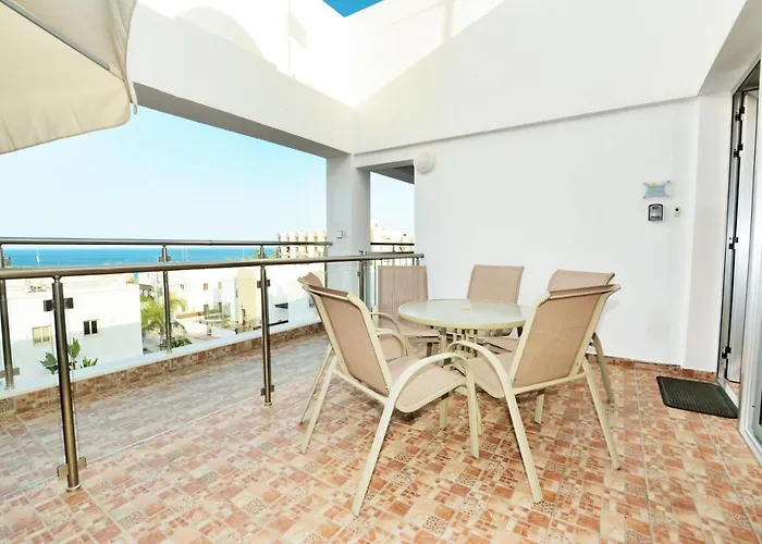 Seafront Apartmán Protaras