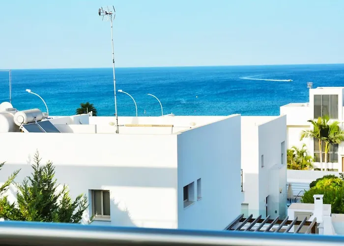 Seafront Apartmán Protaras