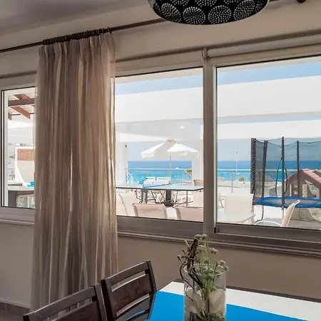Seafront Διαμέρισμα Πρωταράς